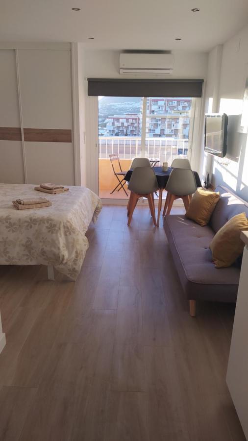 Aguila Costa Apartment เบนัลมาเดนา ภายนอก รูปภาพ