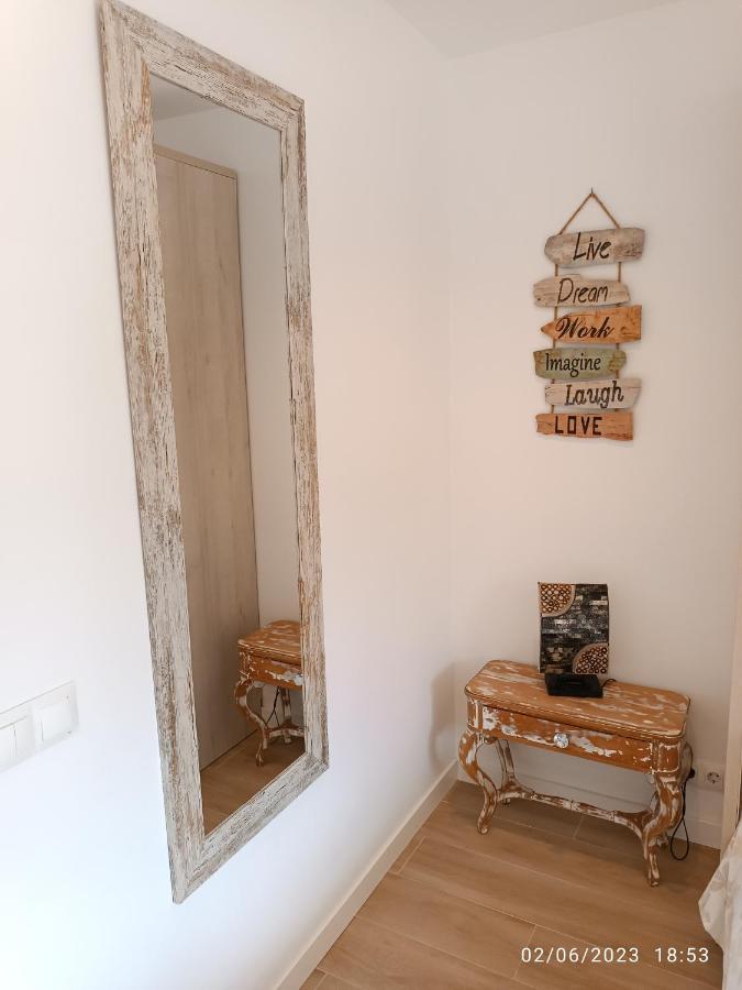 Aguila Costa Apartment เบนัลมาเดนา ภายนอก รูปภาพ